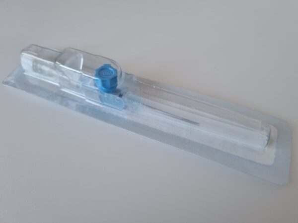 Wenflon, kaniula dożylna KD-FIX SAFETY 22G 0,9x25mm, niebieski 1szt. 767221